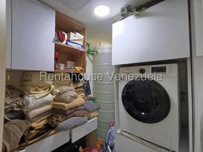 Local Comercial en Alquiler en El Recreo, Distrito Metropolitano - 15