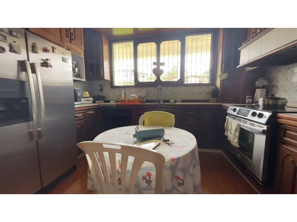 Se vende casa 1498m² 4h+2s/3b+1s/8e La Lagunita - 18