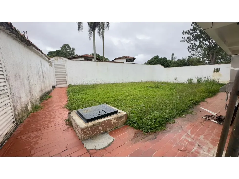 Se vende casa 1498m² 4h+2s/3b+1s/8e La Lagunita - 3