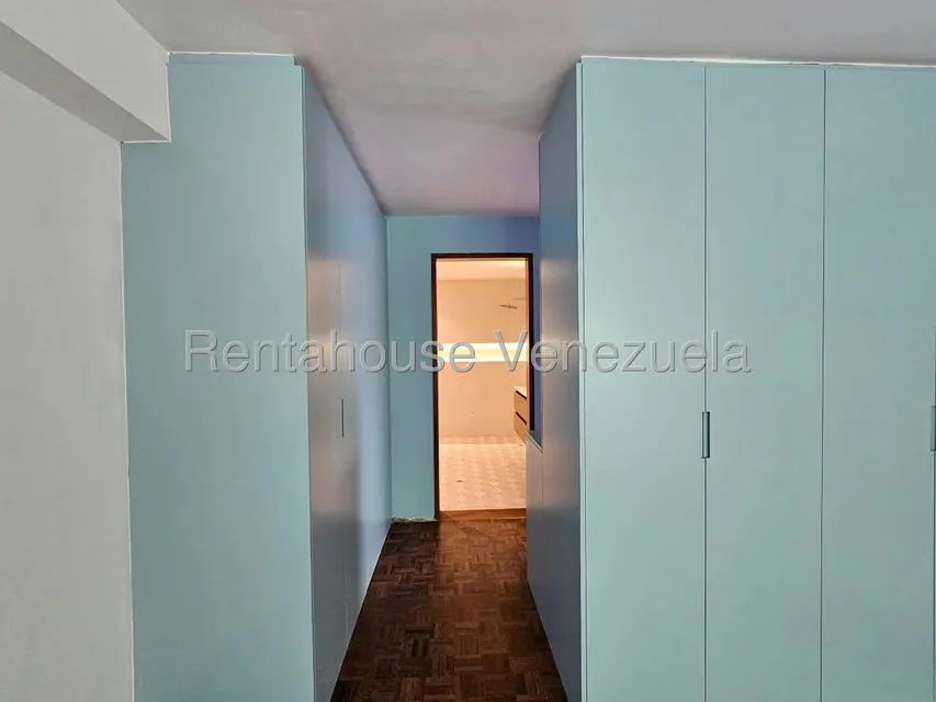 Apartamento (1 Nivel) en Alquiler en San Roman, Distrito Metropolitano - 31
