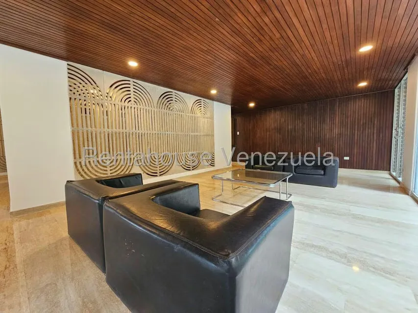 Apartamento (1 Nivel) en Alquiler en San Roman, Distrito Metropolitano - 41