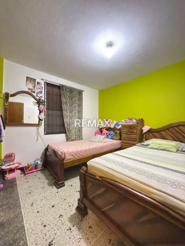 Casa y apartamento en venta, dos propiedades en una, ubicada en Cordero Avenida san Cristóbal Mendoza, Carrera 1, Sector Urbanización Andrés Bello - 5