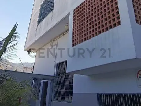 Amplio Galpón ubicado en en Mariches, a cinco minutos de la urbanizacion Miranda - 3