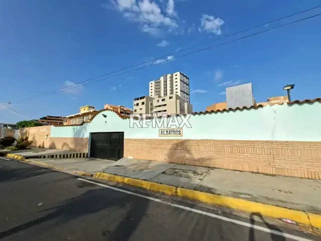 EN VENTA AMPLIO Y COMODO APARTAMENTO PLANTA BAJA EN EL CONJUNTO ALBATROZ EN LA AVENIDA SILVA DE TUCACAS - 20