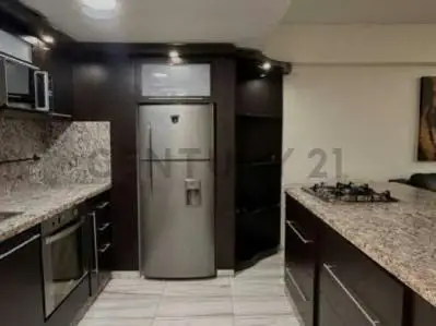 Century 21 Las Olas, ofrece en Venta apartamento en C.R Playa Mar