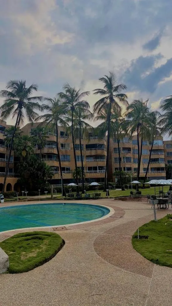 Century 21 Las Olas, ofrece en Venta apartamento en C.R Playa Mar - 7