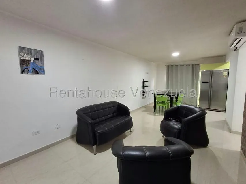 Apartamento (1 Nivel) en Venta en Sabanamar, Nueva Esparta - 3