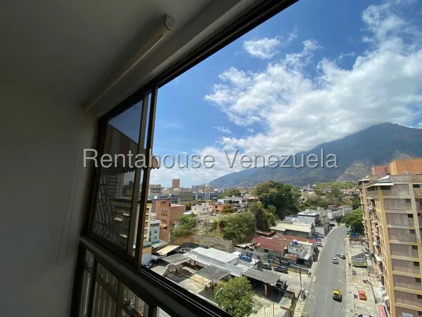 Apartamento (1 Nivel) en Alquiler en El Marques, Distrito Metropolitano - 11