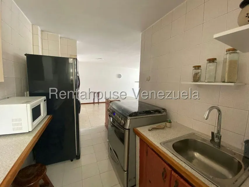 Apartamento (1 Nivel) en Alquiler en El Marques, Distrito Metropolitano - 4