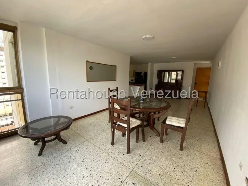 Apartamento (1 Nivel) en Alquiler en El Marques, Distrito Metropolitano - 10