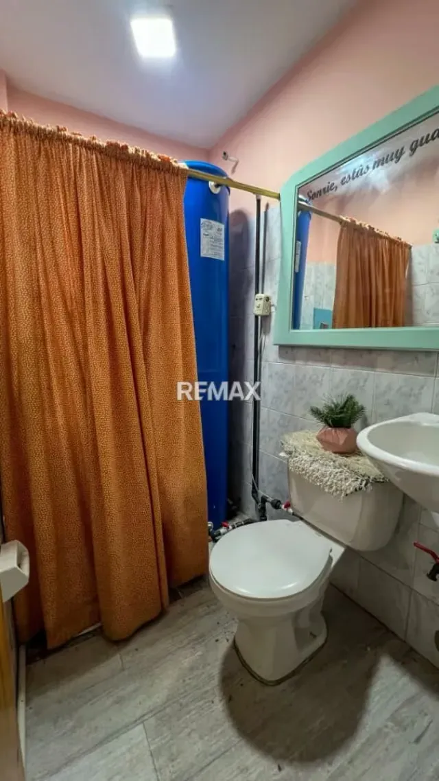 Mobiliario para cafetería en venta Ubicado en la Av. Principal de Pirineos más arriba del Don Bosco - 8