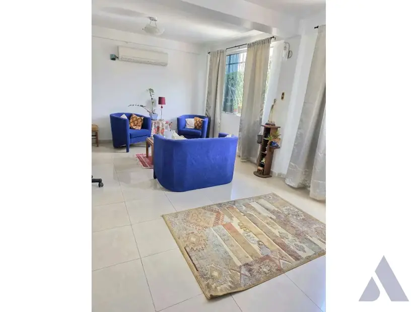 Alquilo habitación 10m2 Campo Claro 2145