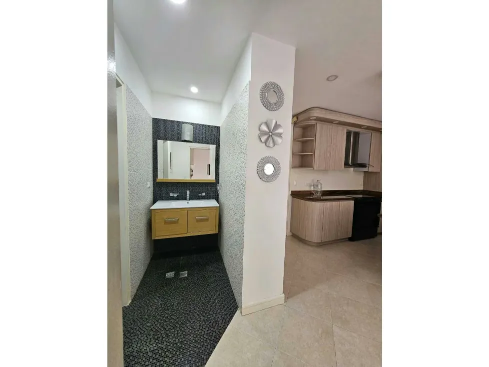 Alquilo apartamento tipo ejecutivo 56m2 El Rosal 8608 - 20