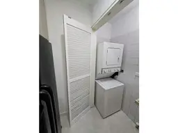 View 10