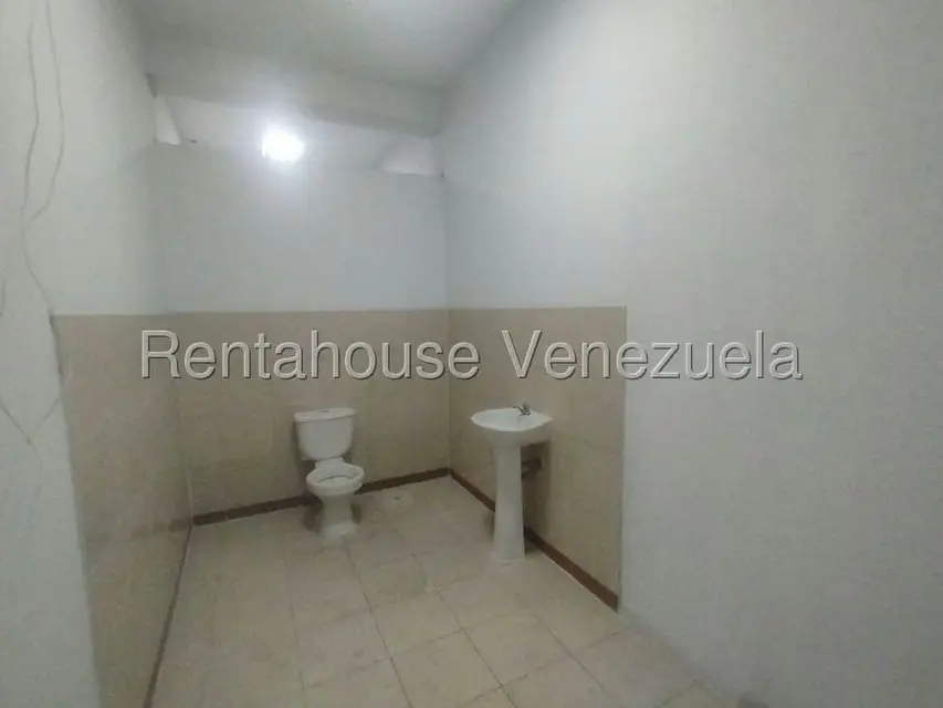 Local Comercial en Venta en Centro, Lara - 13