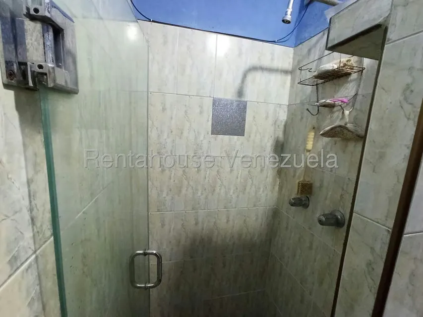 Apartamento (1 Nivel) en Venta en Centro, Lara - 39