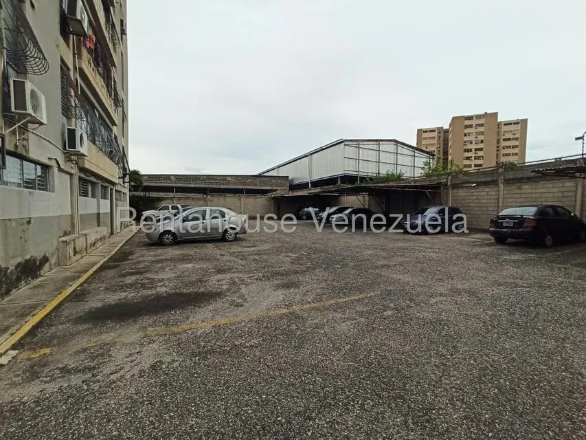 Apartamento (1 Nivel) en Venta en Centro, Lara - 44