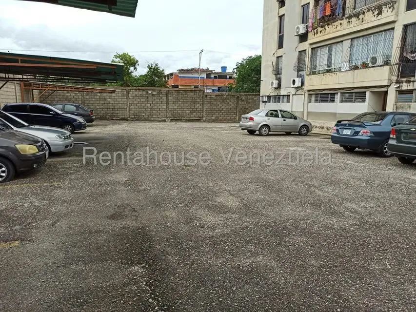 Apartamento (1 Nivel) en Venta en Centro, Lara - 46