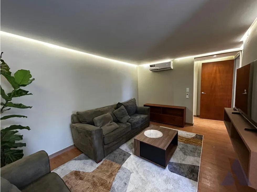 Alqulo apartamento 240m2 Los Palos Grandes 2068 - 18