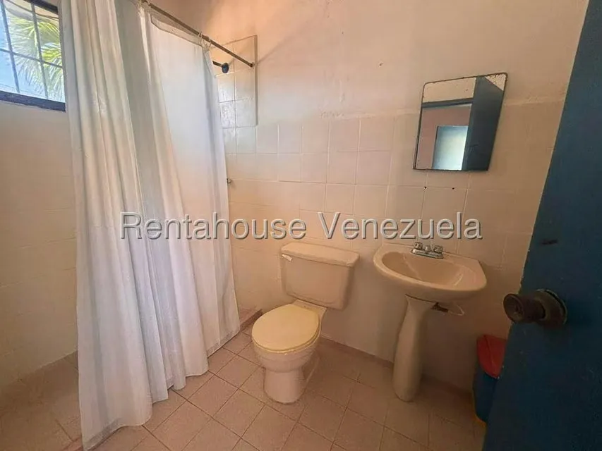 Comercial (Posada) en Venta en Playa Sur, Falcon - 14