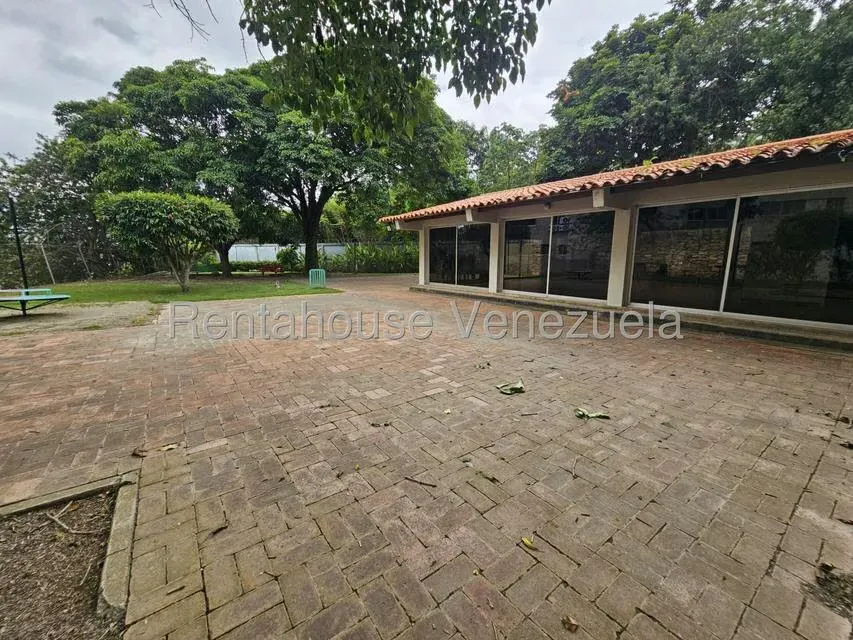 Apartamento (1 Nivel) en Venta en Los Samanes, Distrito Metropolitano - 24