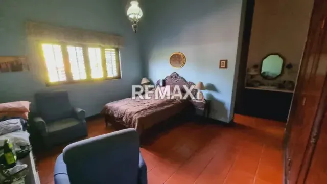 Casa en venta en la Urb. Guaparo Calle cerrada - 11