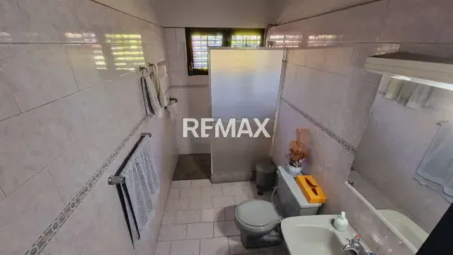 Casa en venta en la Urb. Guaparo Calle cerrada - 8