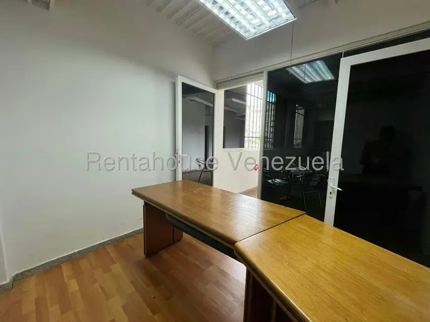 Oficina en Alquiler en La Campiña, Distrito Metropolitano - 9