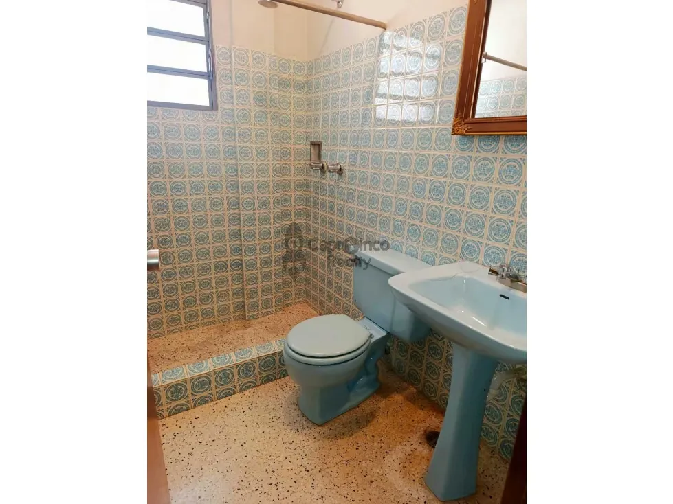 EN VENTA APARTOQUINTA EN TRIGAL SUR. CALLE CERRADA - 12