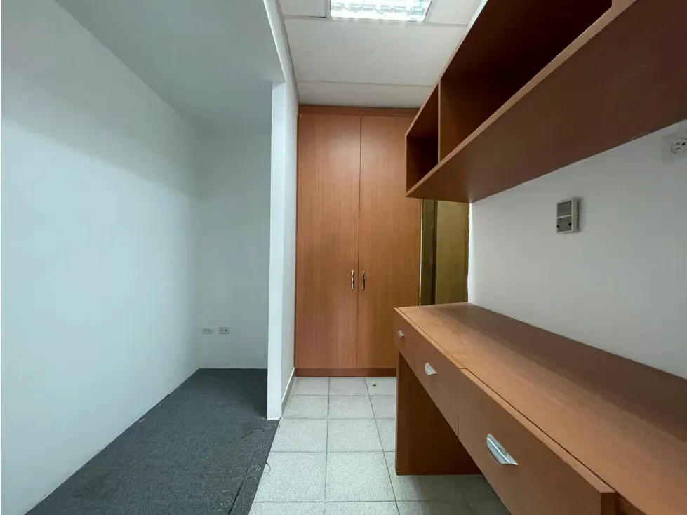 Se vende Oficina 130m² Las Mercedes - 16