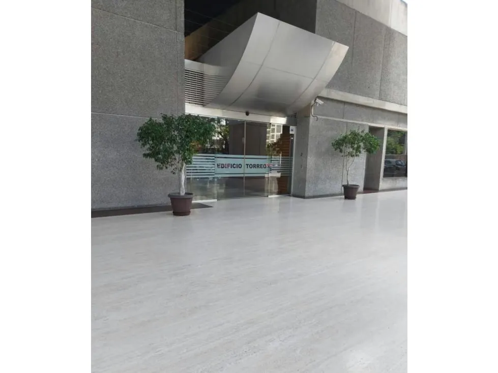 Se vende Oficina 130m² Las Mercedes - 3