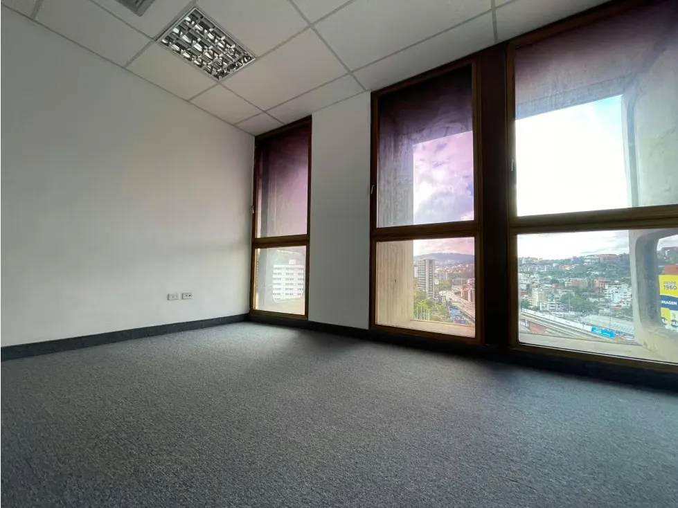Se vende Oficina 130m² Las Mercedes - 8