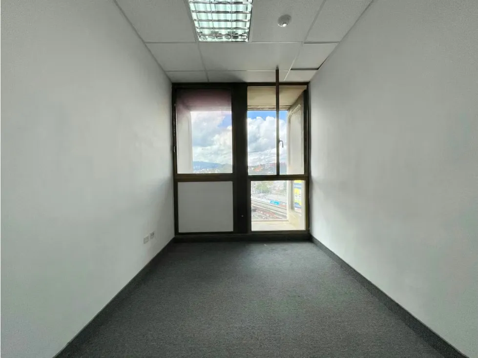 Se vende Oficina 130m² Las Mercedes - 10