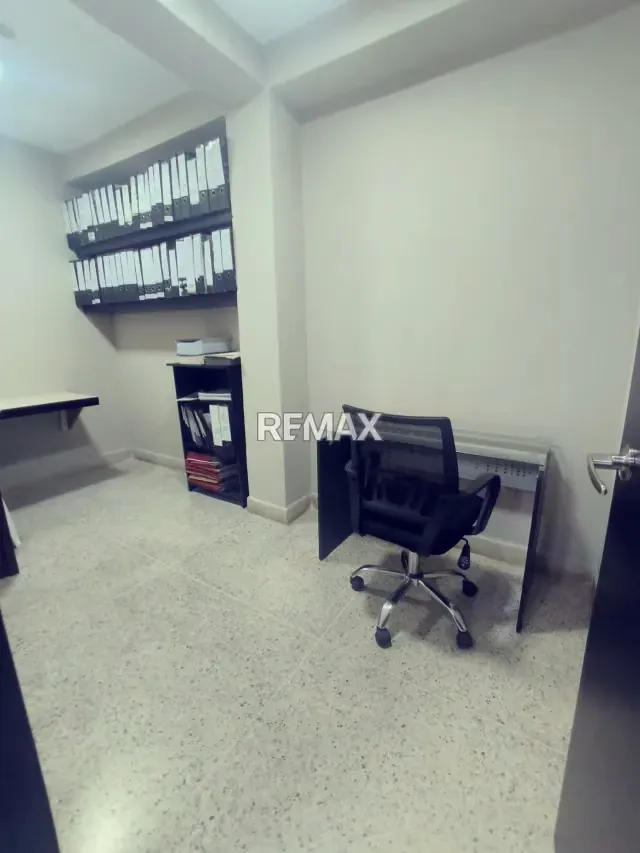 Venta de Casa Comercial Clinica, Spa, Laboratorio, Studio De Belleza - 11