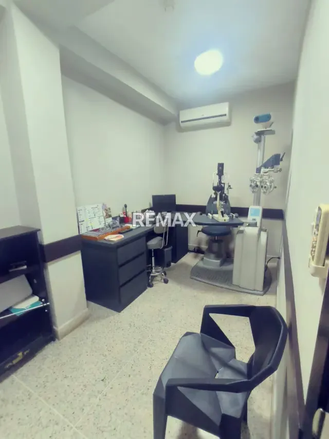 Venta de Casa Comercial Clinica, Spa, Laboratorio, Studio De Belleza - 15