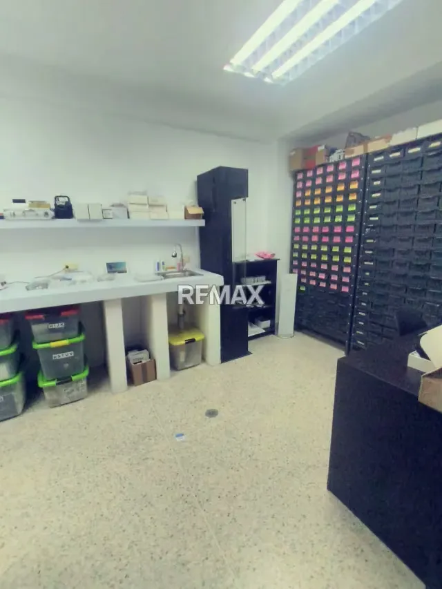 Venta de Casa Comercial Clinica, Spa, Laboratorio, Studio De Belleza - 10