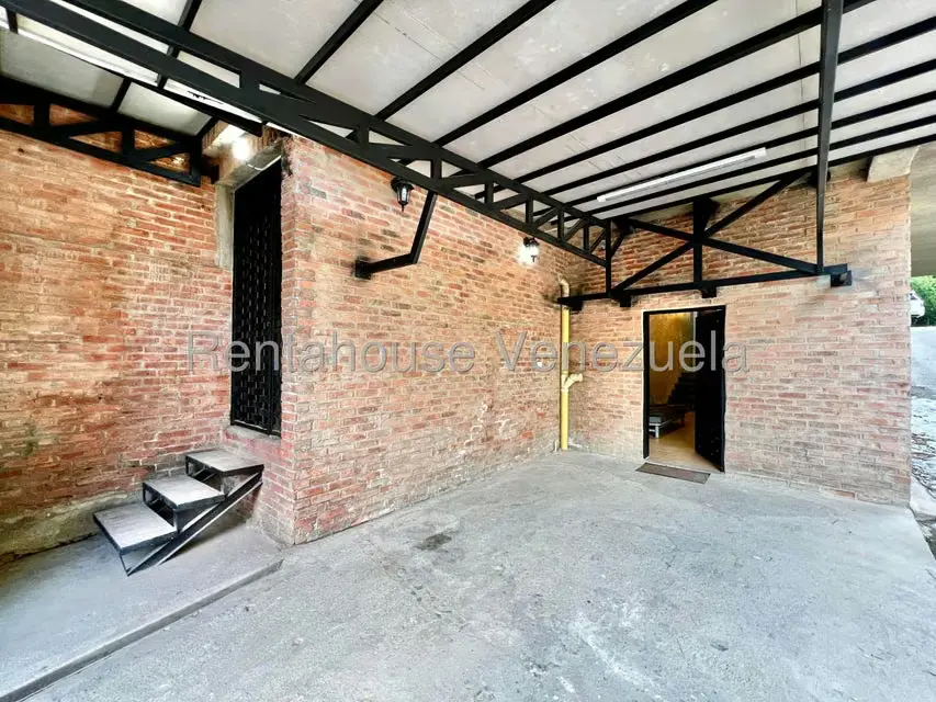 Casa (Multipes Niveles) en Venta en Oripoto, Distrito Metropolitano - 38