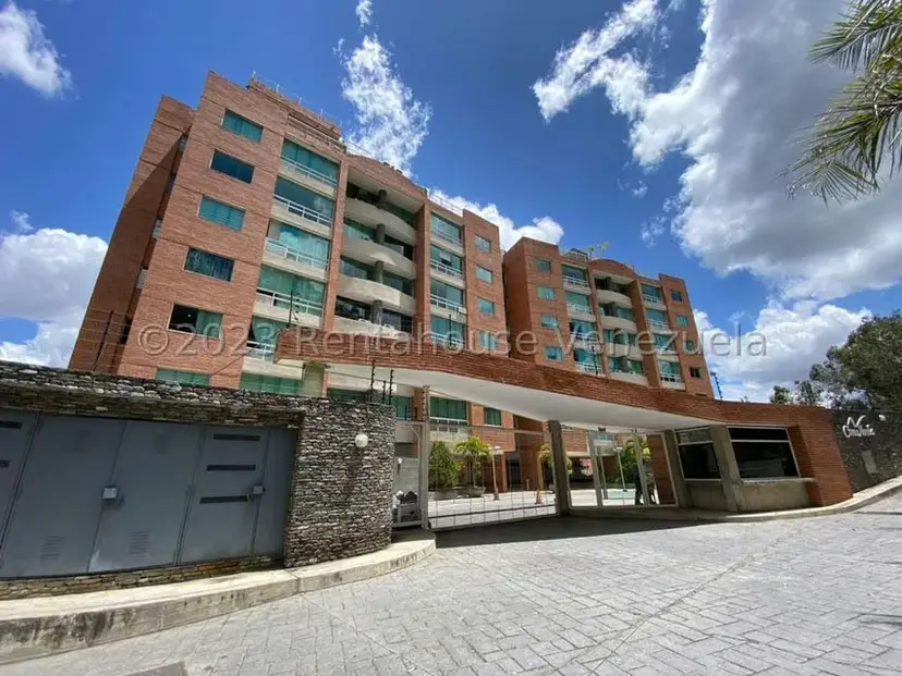 Apartamento (Planta Baja) en Venta en Lomas del Sol, Distrito Metropolitano