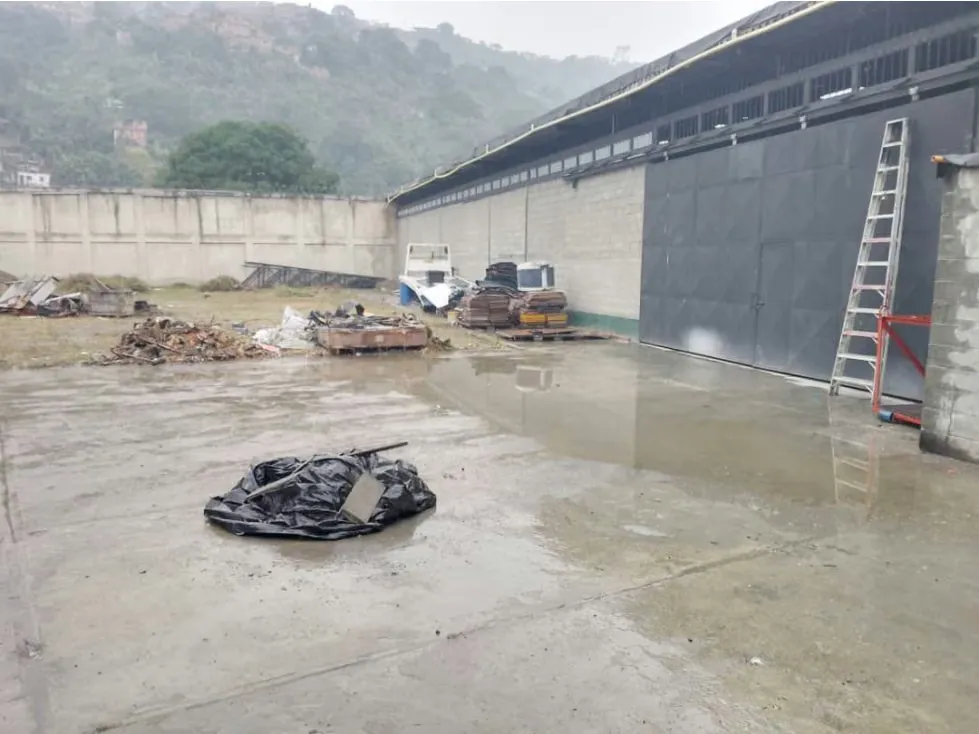En Venta Galpón industrial en Carretera Petare Guarenas. Sucre Caracas - 5