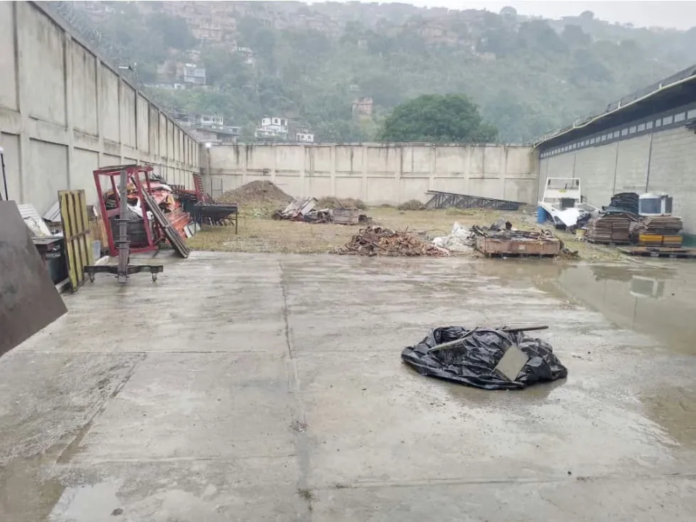 En Venta Galpón industrial en Carretera Petare Guarenas. Sucre Caracas - 6