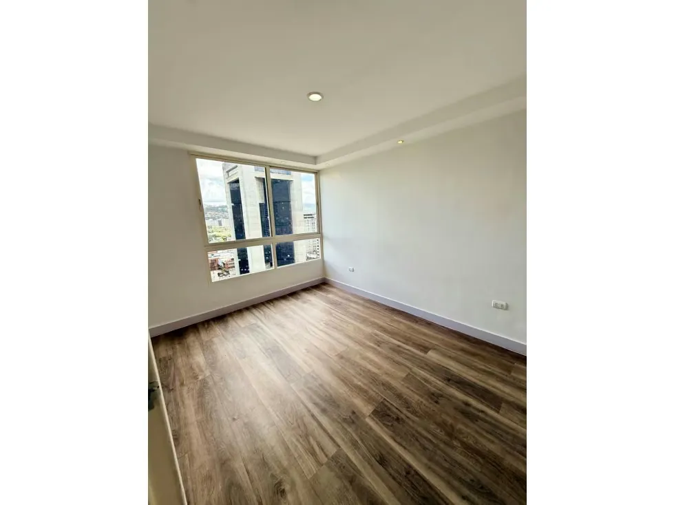 Alquilo apartamento remodelado 155m2 Altamira Sur 6818 - 7