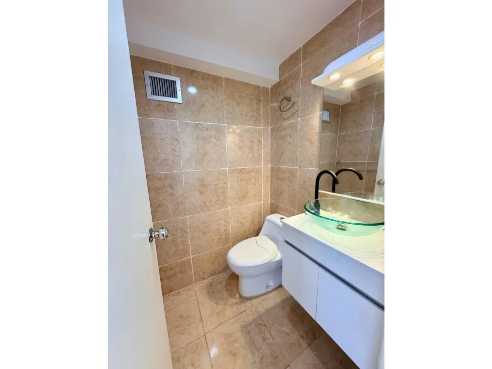 Alquilo apartamento remodelado 155m2 Altamira Sur 6818 - 8