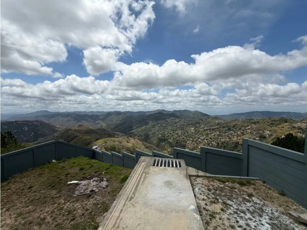 MEG-Venta de Townhouse en Altos de Los Guayabitos 3H+S/4B/5P - 17