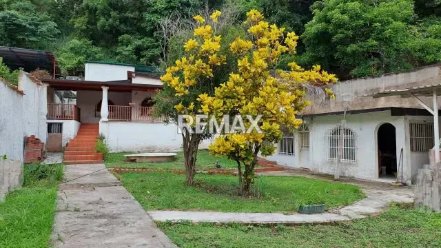 CASA EN VENTA EN LAS MAYAS - 3