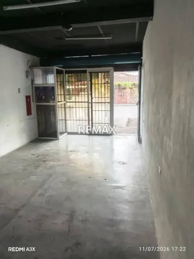 Alquiler Local comercial avenida bolívar naguanagua - 6