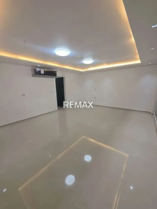 Alquiler Local Comercial C.C. Vanessa Mall Charallave - 3