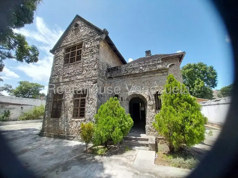 Comercial (Local Comercial) en Venta en Avenida Bolivar Norte, Carabobo