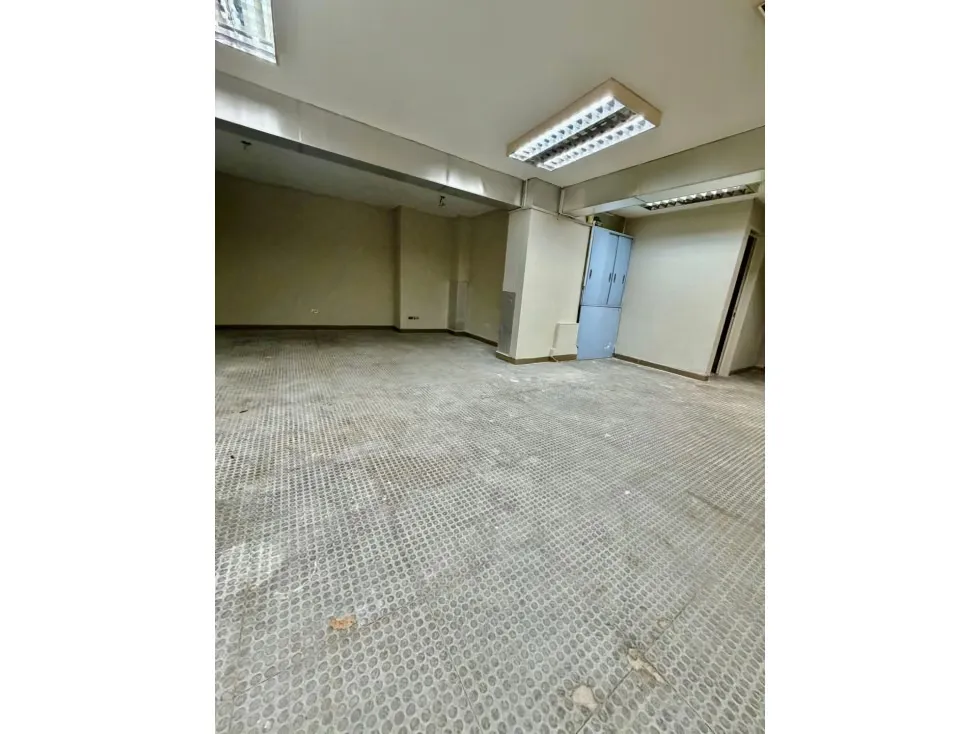 Se vende local comercial 165m2 San Bernardino 0112 - 2
