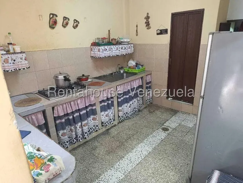 Casa (Multipes Niveles) en Venta en Catia, Distrito Metropolitano - 17