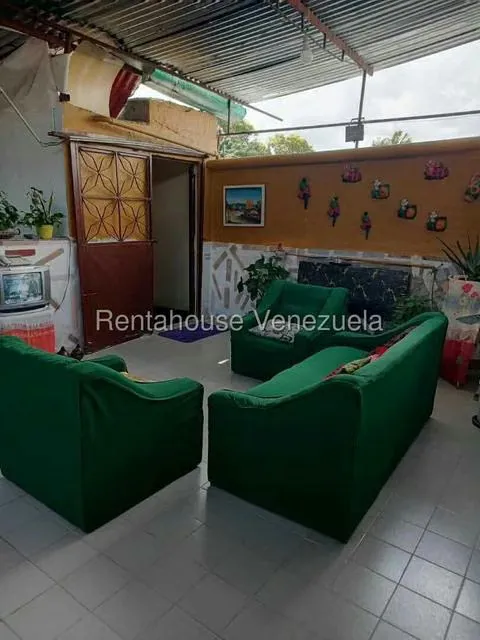 Casa (Multipes Niveles) en Venta en Catia, Distrito Metropolitano - 23